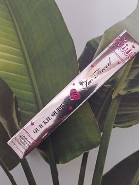 Too Faced Quickie Queen Cream Eyeshadow Stick Sunset Sizzle
